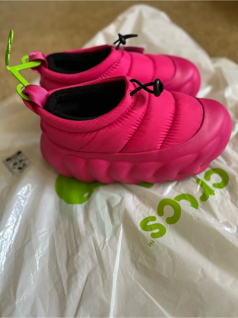 CROCS Puffy Slip-On Clog in Hot Pink
